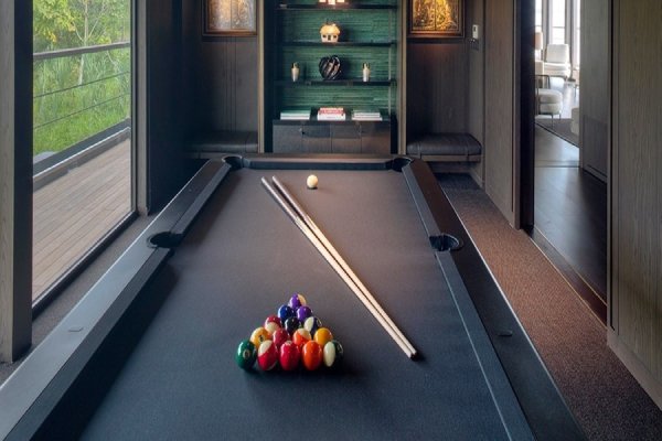 Aqua Nera Gallery Image